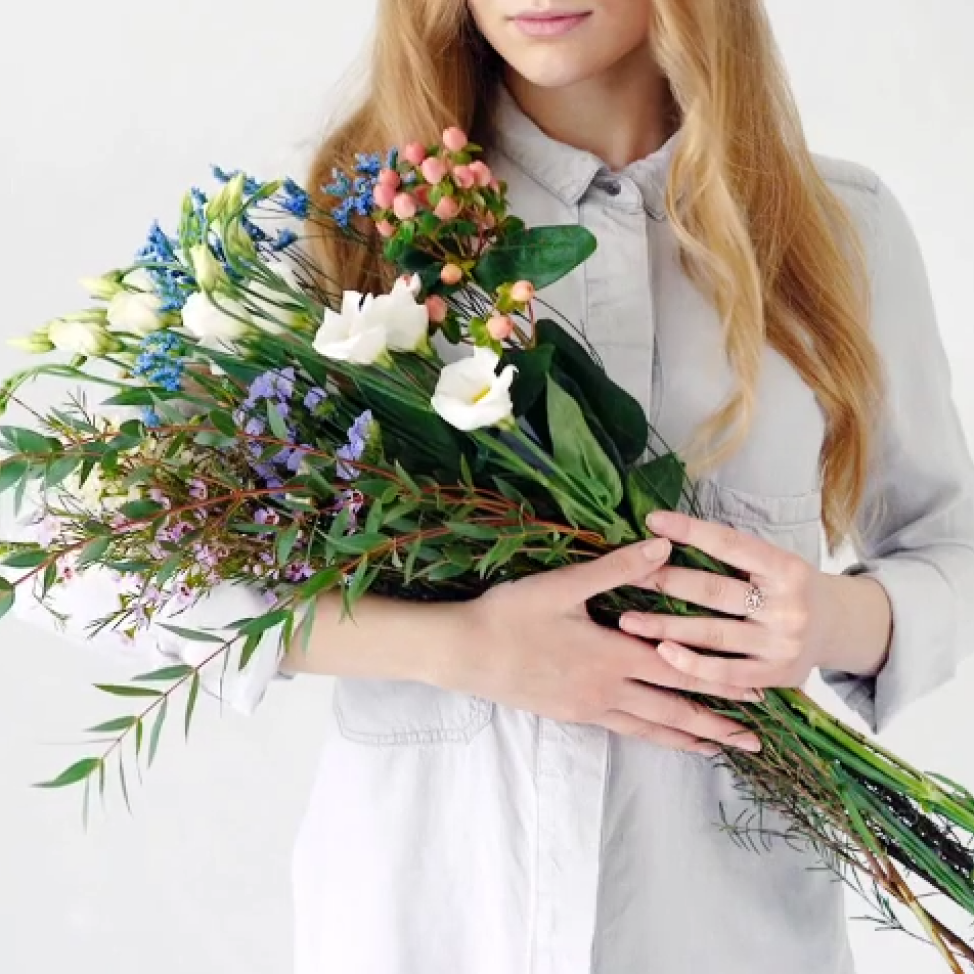 Поздравляем с 8 Марта